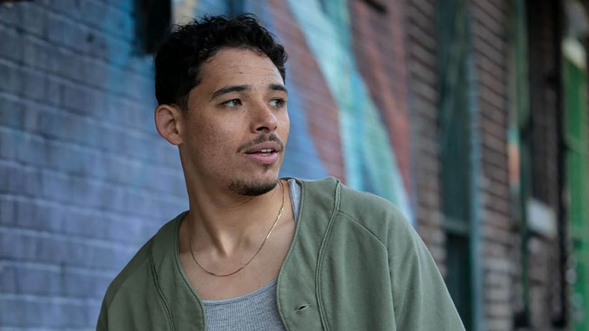 Anthony Ramos em Coração de Ferro